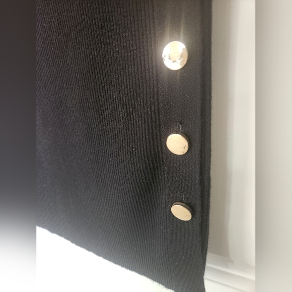 Slender black stretch skirt with gold buttons. Size small. NWOT - Picture 3 of 5